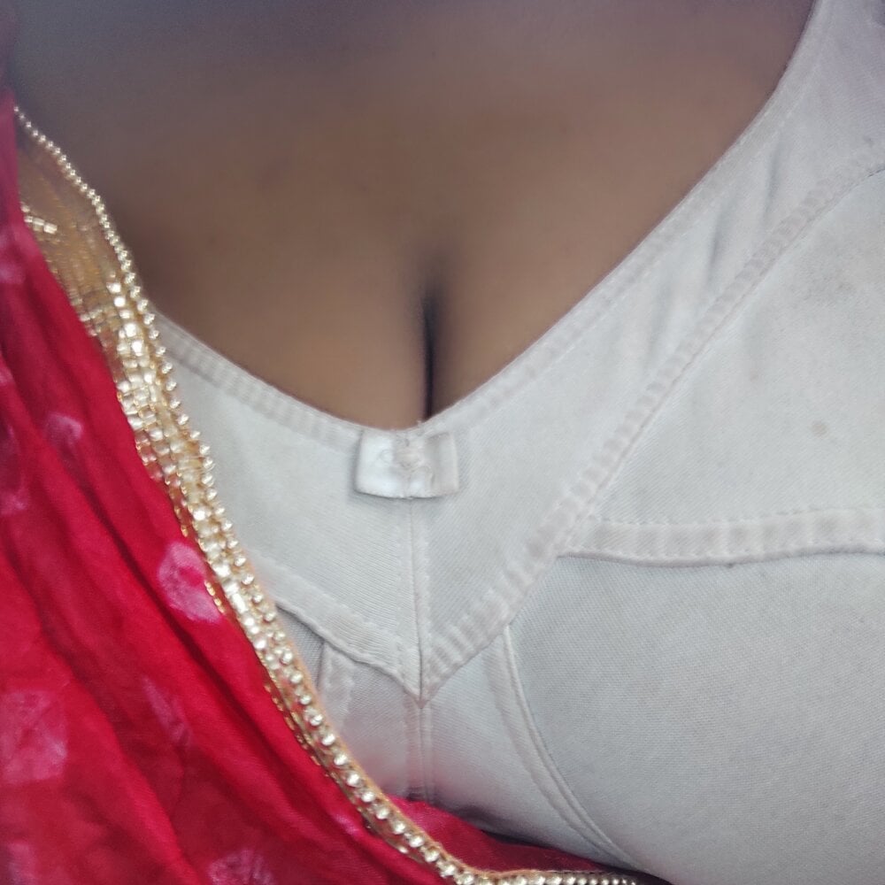 Ritika_Hot profile