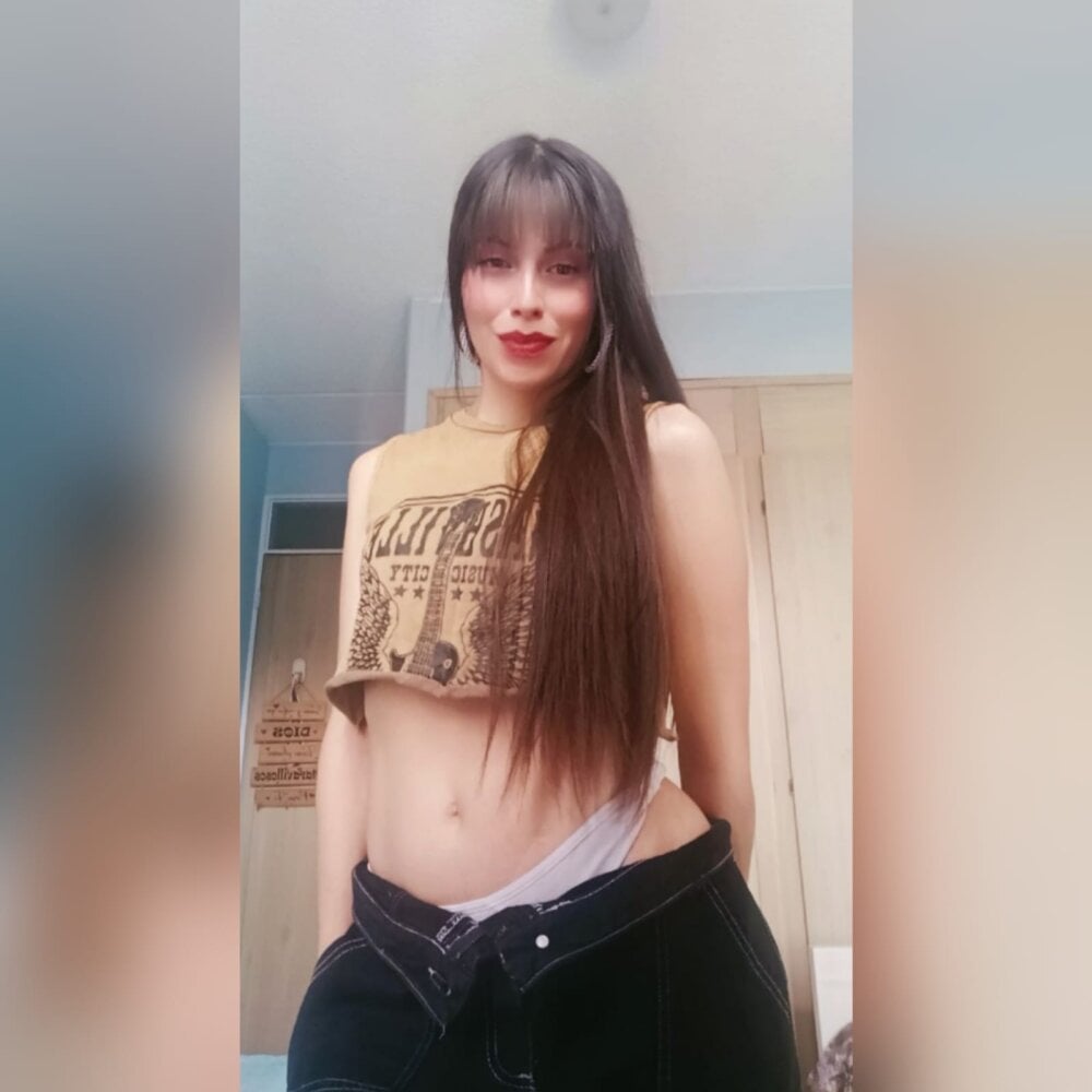 onaircams.com belinda__1 livesex profile in spanish cams