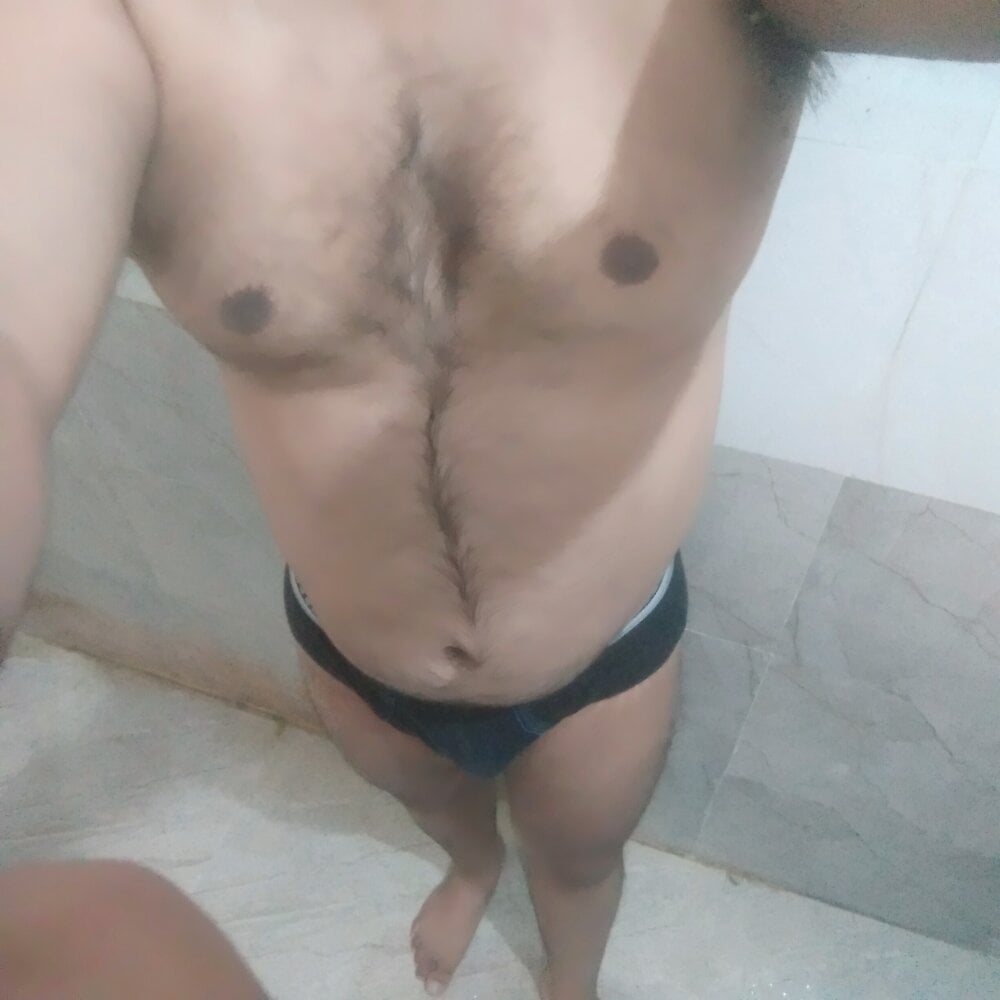 vivek_bott from stripchat