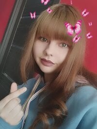 Asiyame's webcam live show