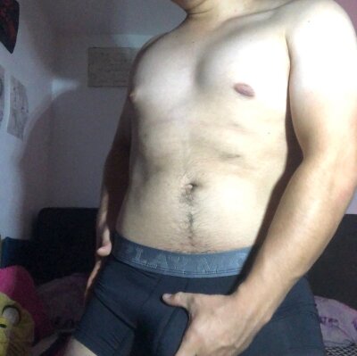 alex_holmees from stripchat