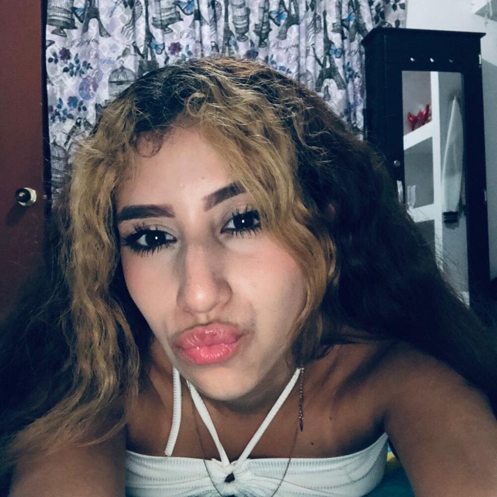 emily_rousse1 profile