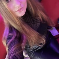 Lin_Elinor's Offline Chat Room