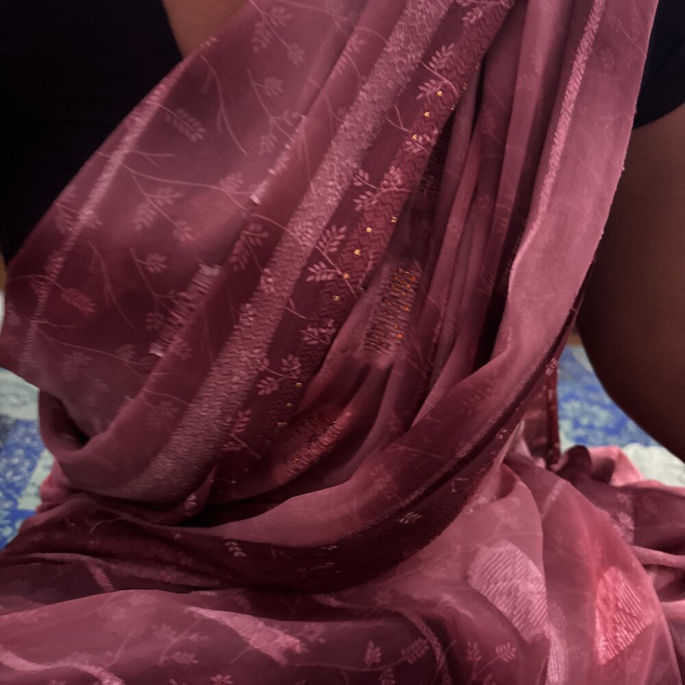 Desi-bhabhi9's most recent online preview