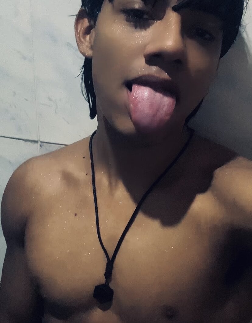 Daddy_Jesus29's Offline XXX Chat