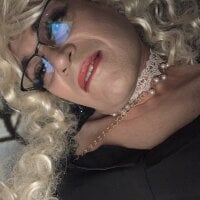 lydia_labelle_TS' Offline Chat Room
