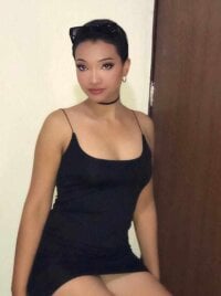 RommyLati_Girl's Offline Chat Room