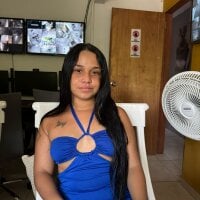 nataly_tobias_'s Offline Chat Room