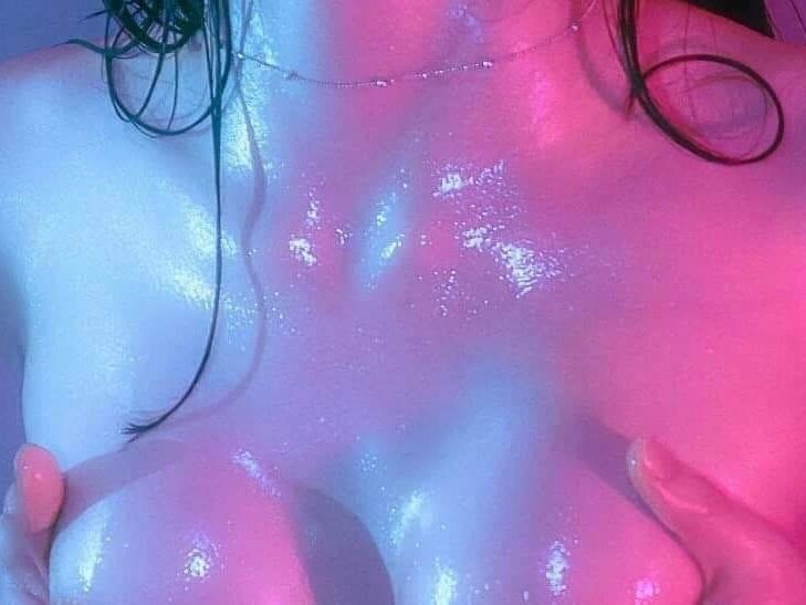 lina10 from stripchat