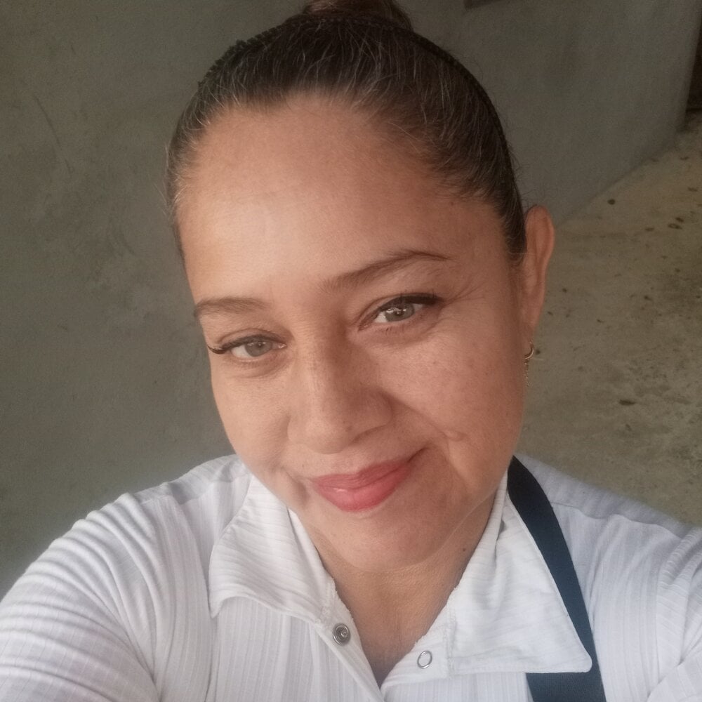 azahara-melej's most recent online preview