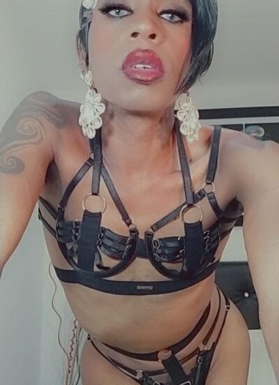 Corwindallas24cm Trans Ejaculation Live Webcam Nude