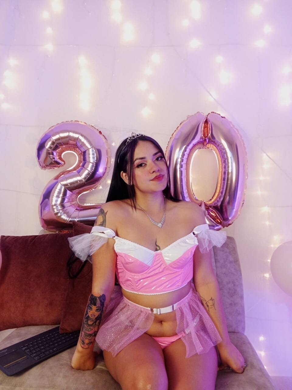 Melanyxx_cosmic