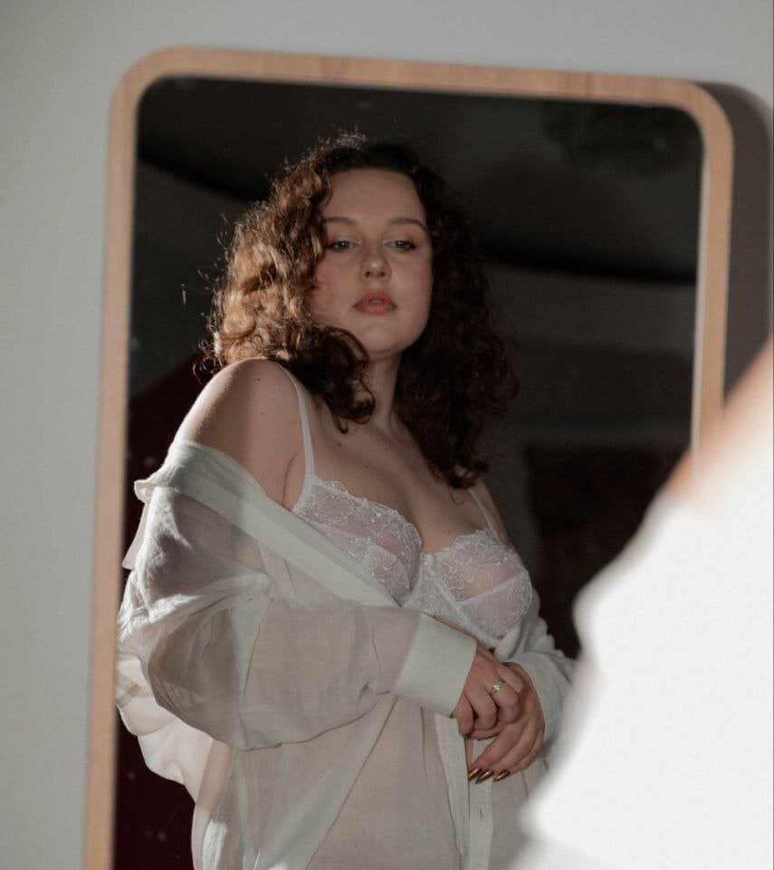 myliveeroticcams.com michelle_joness livesex profile in pm-for-privacy cams