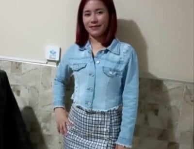 chloe_dolls from stripchat
