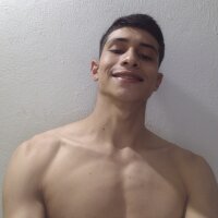 fjoven66's Offline Chat Room