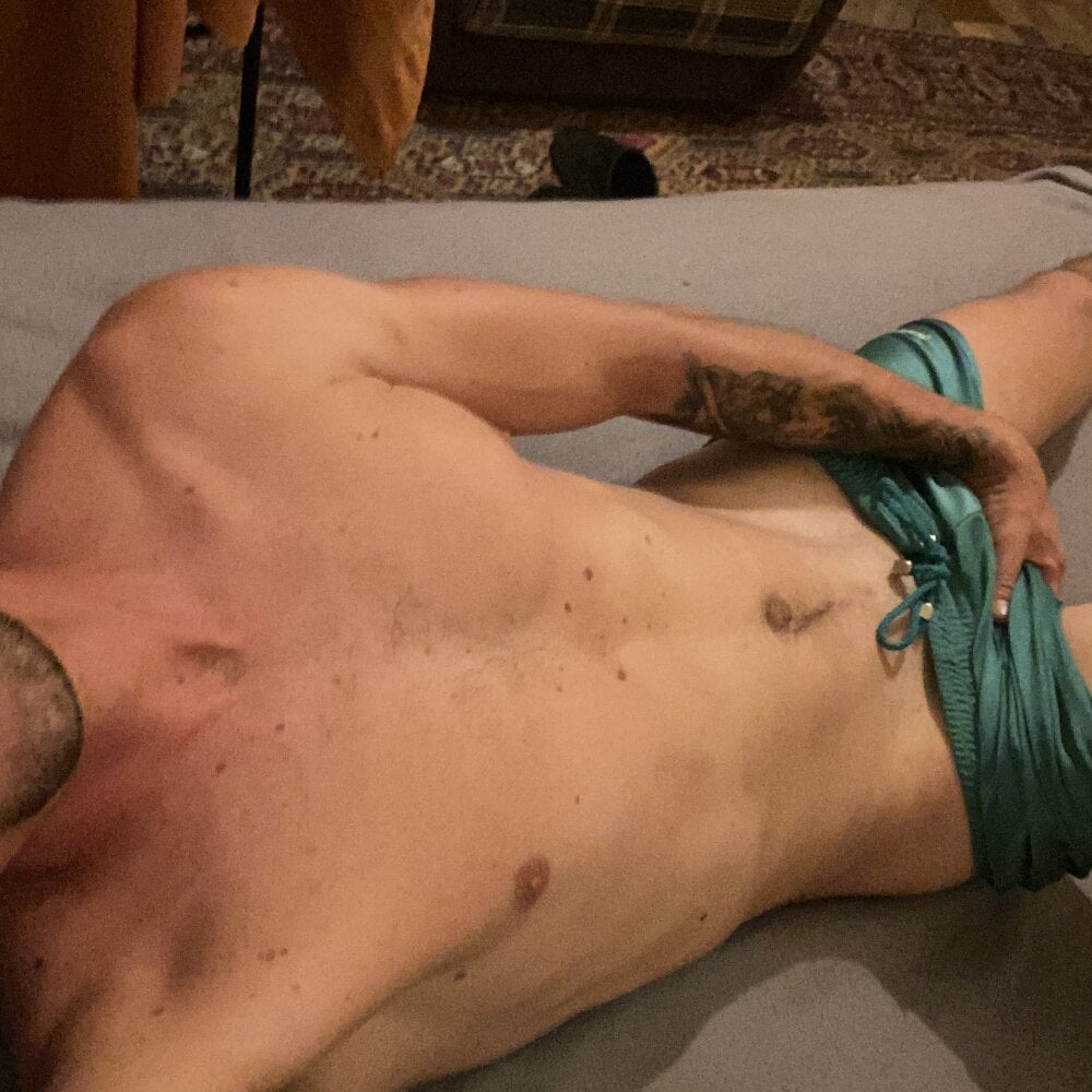 shufflercat's Offline XXX Chat