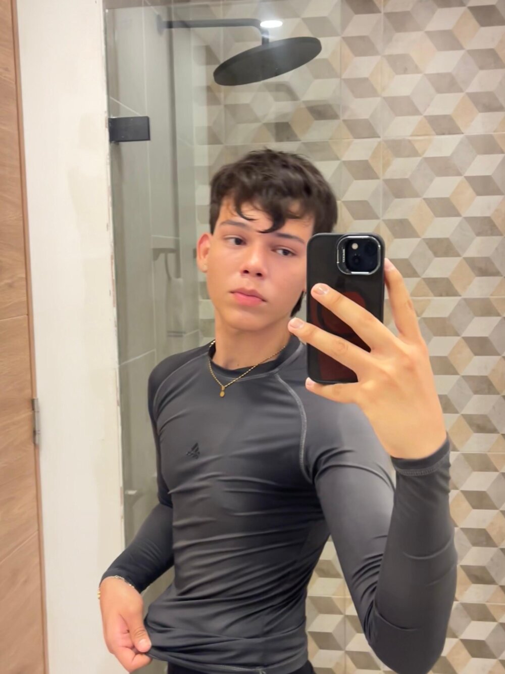alex_smithh1 from stripchat