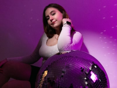 Diana_Flower Female Newbrunettes Online Cam Chat