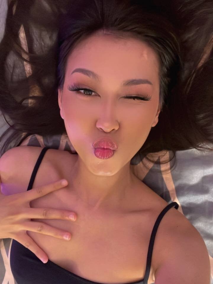 Melissa_Mone's Offline XXX Chat