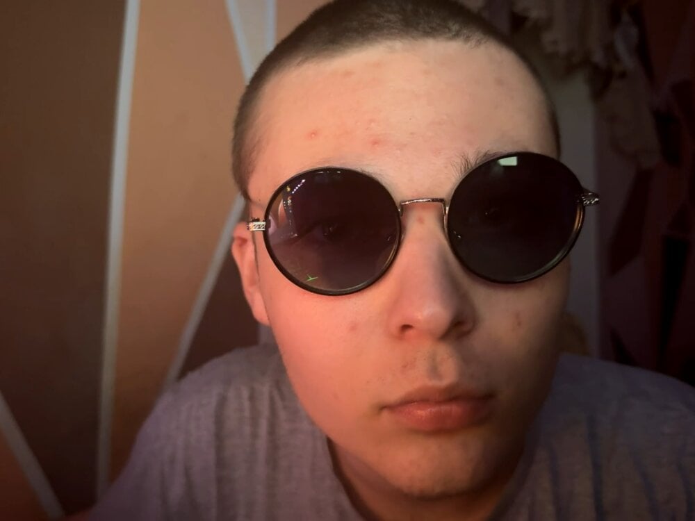 kirajbale's Offline XXX Chat