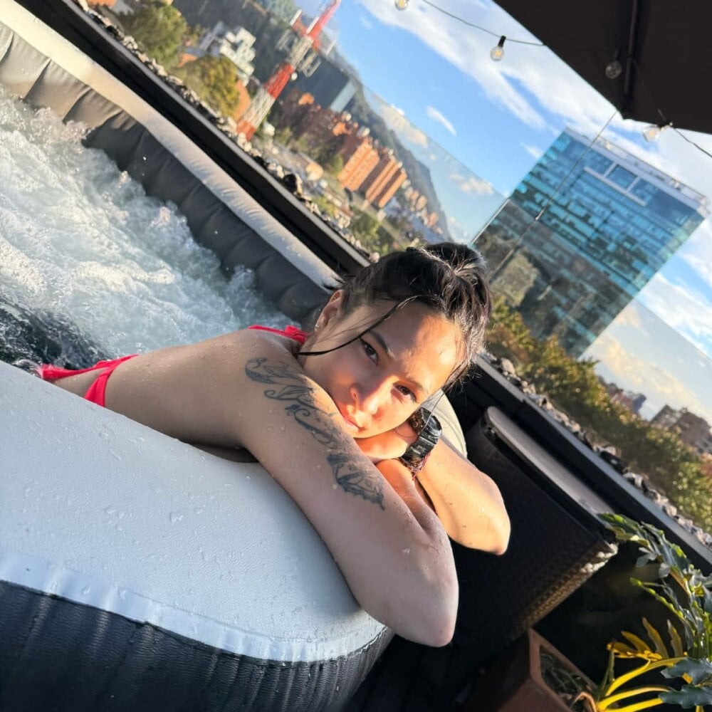Andrea_brunnette