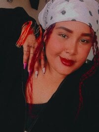 Karo_hott's Offline Chat Room