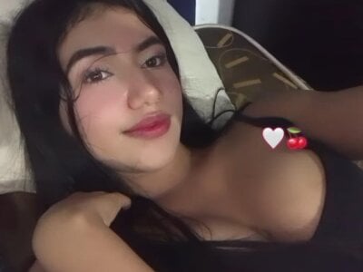 Mia_zaireth Female Toplessteens Webcam Chat
