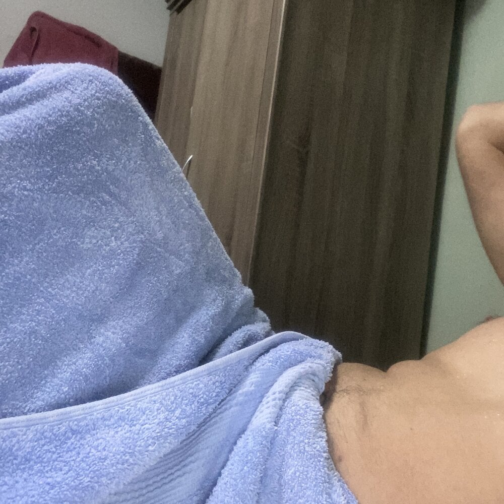 Chillo956's Offline XXX Chat