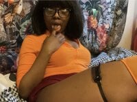 KinkyBabyEbony's Offline Chat Room