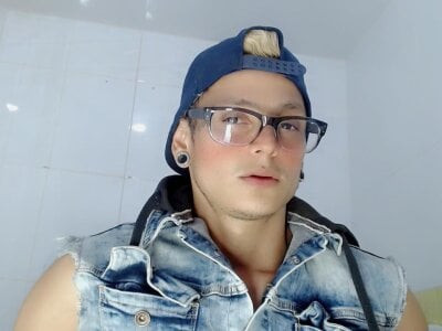 Boy_golden_sweet - Stripchat Blowjob Cam2cam Dirtytalk Boy 