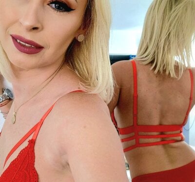 OliviaShaw23 - petite milfs