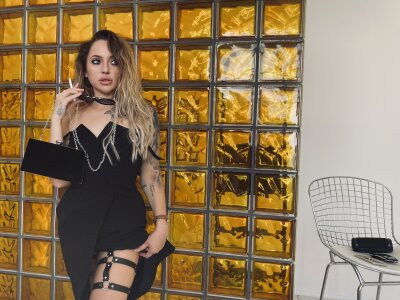 magic_chan 🕐 webcam chat