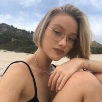 KateVinslou's Offline Chat Room