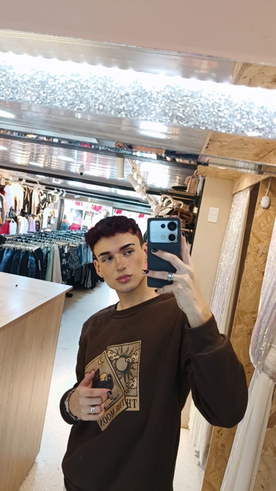 Ethan_horn