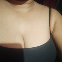 AYESHA-HOT's Offline XXX Chat