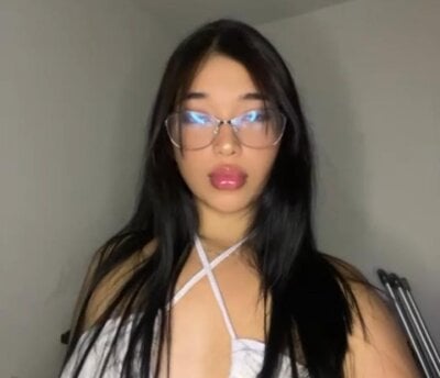 baby_rossel from stripchat
