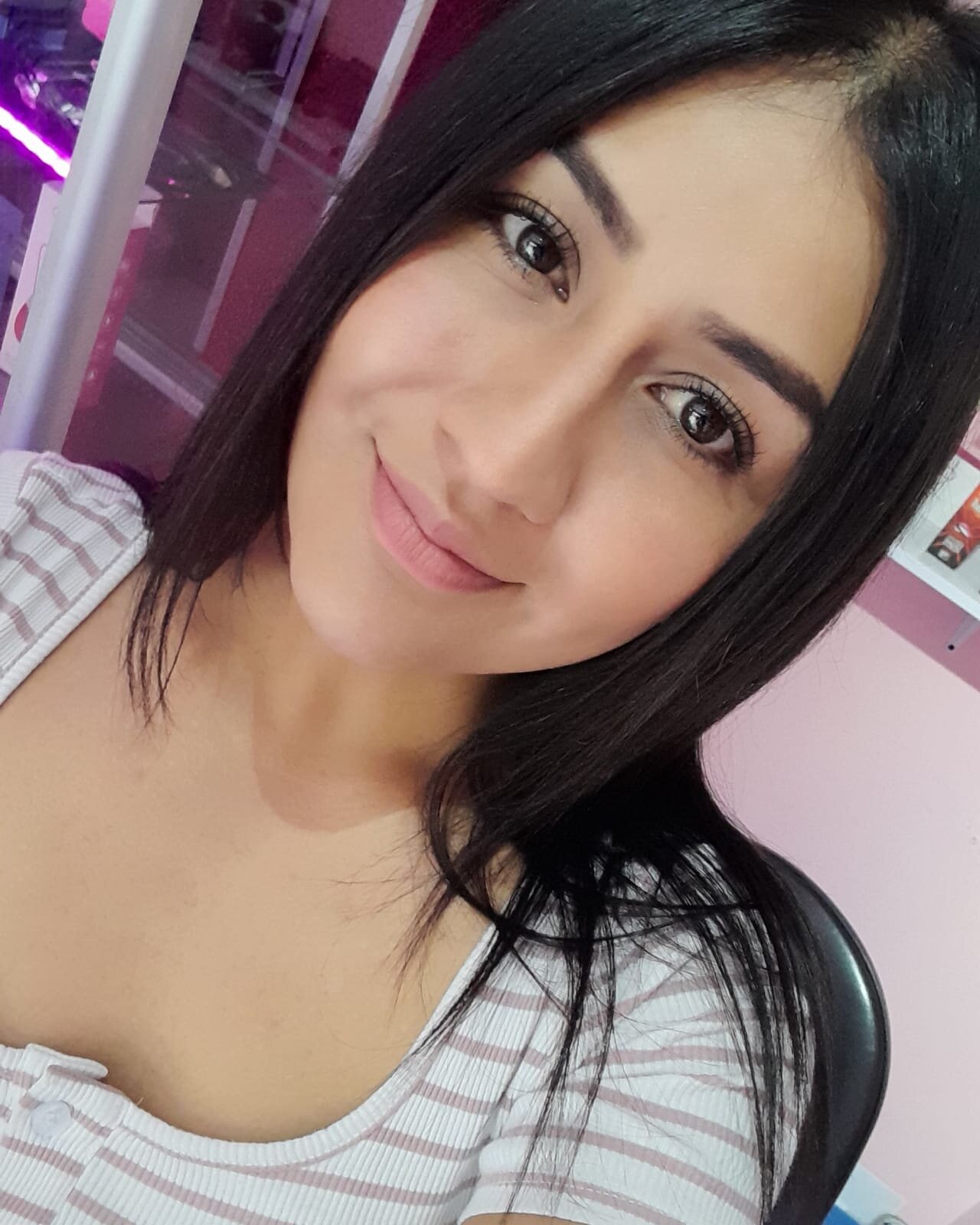 mia_aira