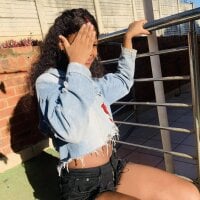 Sexybodyyxx's Webcam Show