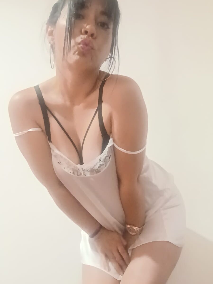 sharon_diamond_ webcam profile - German