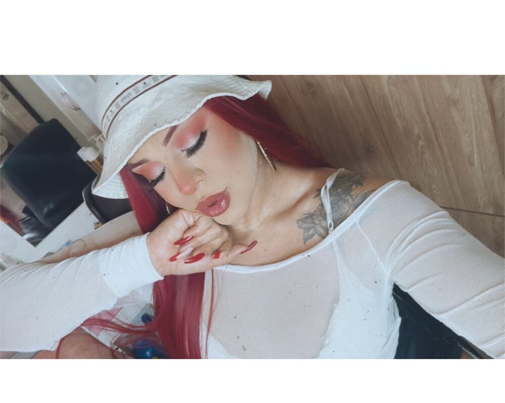 kim_hot69_'s Offline XXX Chat