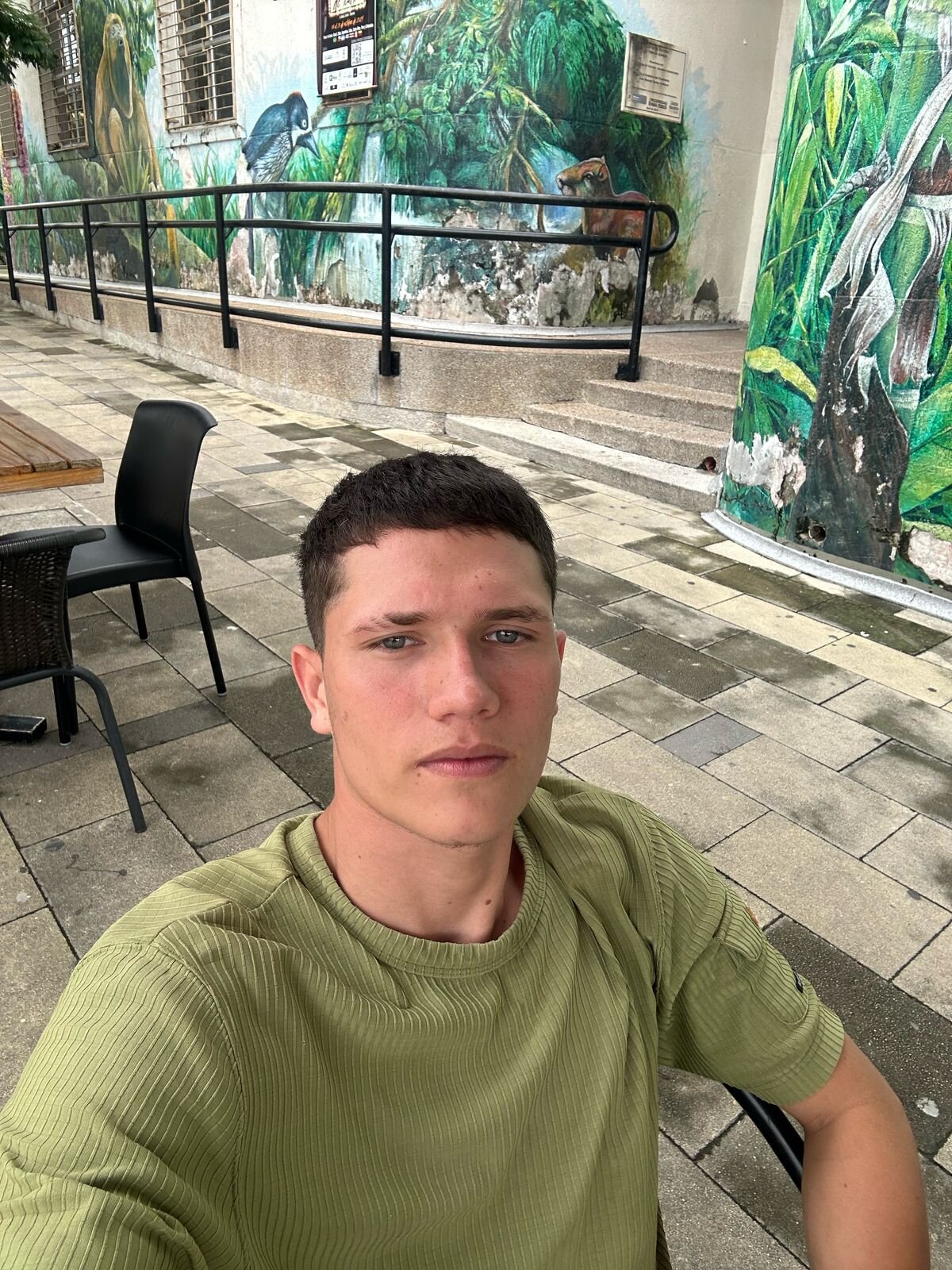 valentino_lewis