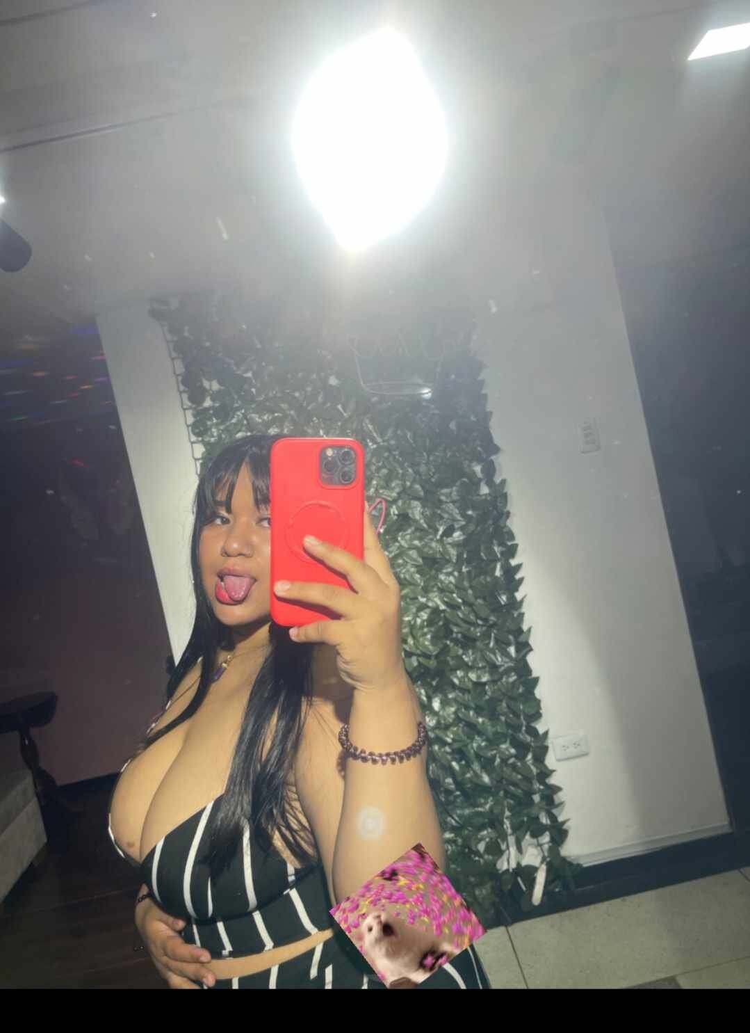 Antonela-Bigboobs