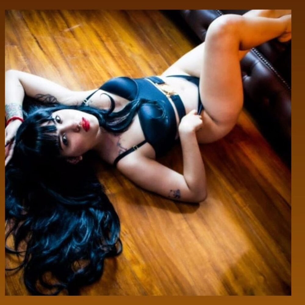Hanna__Moly profile