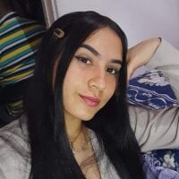 ellieedwards' Offline Chat Room