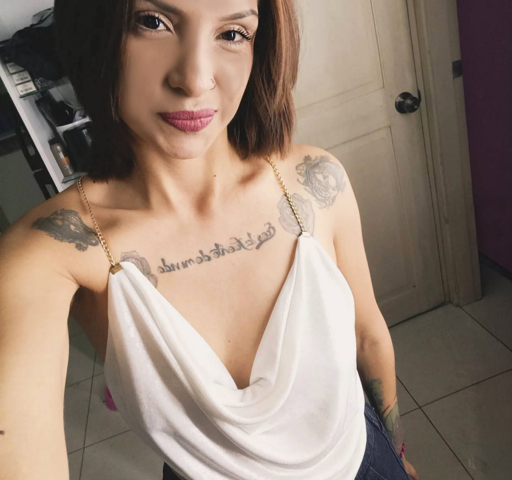 stripchat kassandra_ruiz webcam profile pic via free6cams.com