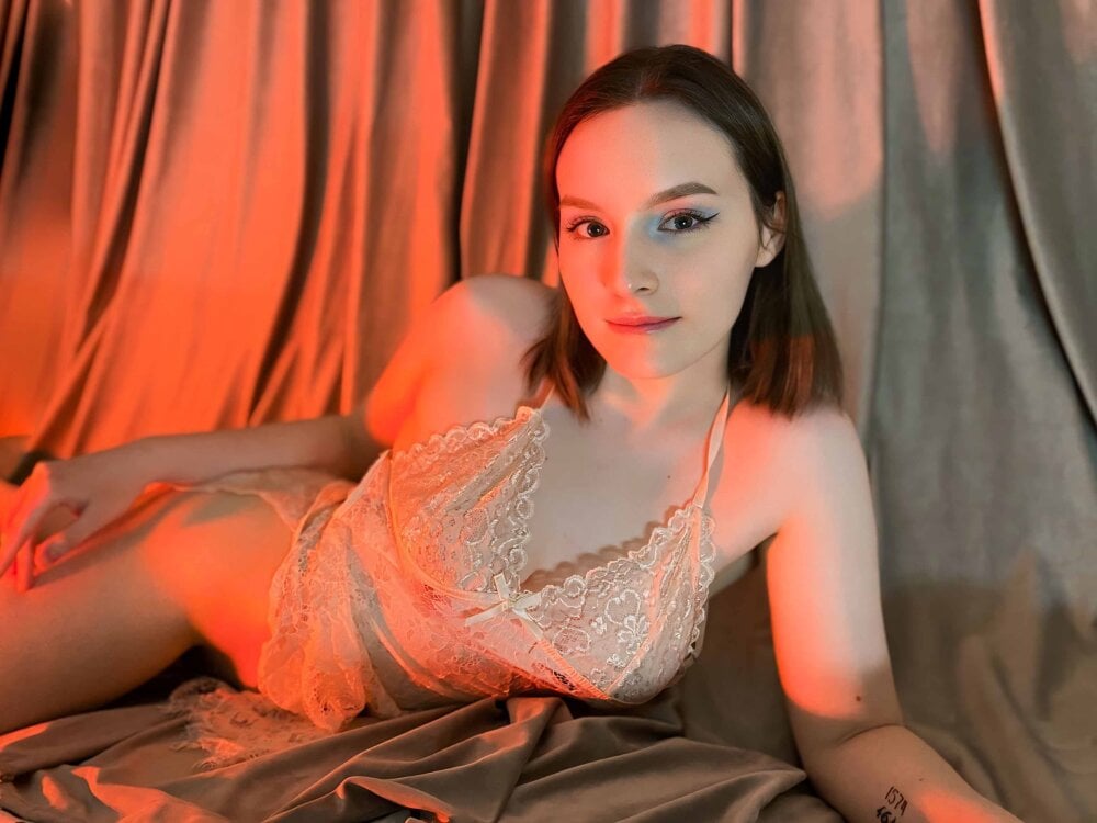 Live sex webcam photo for IdaHolm #289007718