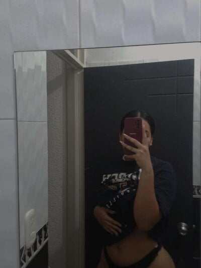 lunablaiir from stripchat