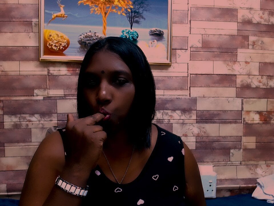 Live sex webcam photo for Indian_tracy #290882380