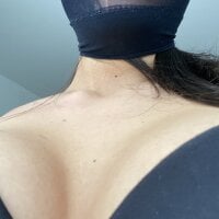 sensuality123's Offline Chat Room