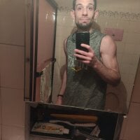 ElFlaquito14's webcam live show